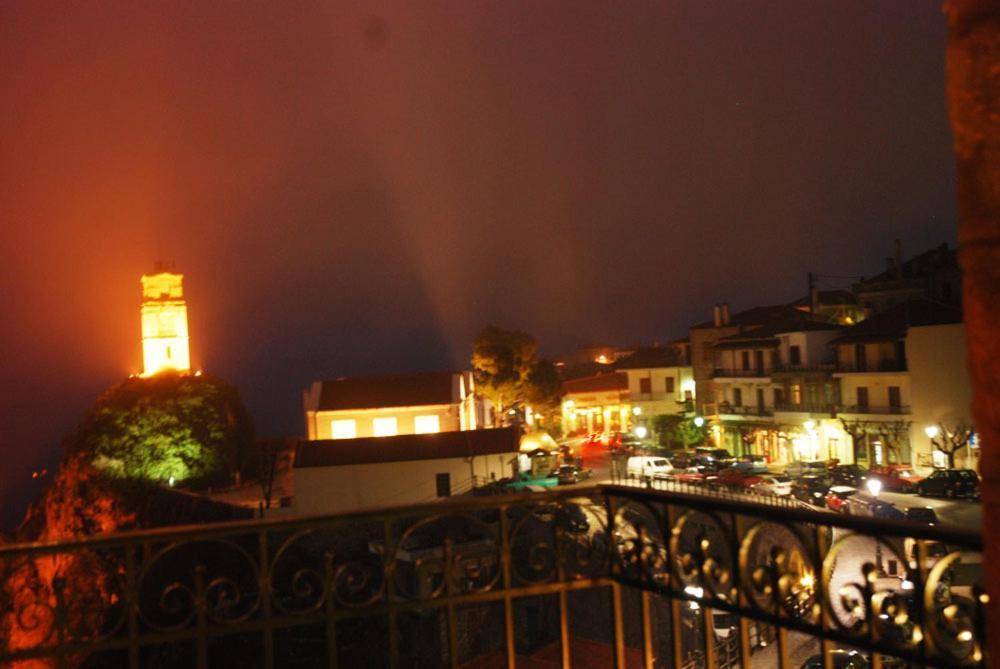 Hotel Parnassos Arachova Esterno foto
