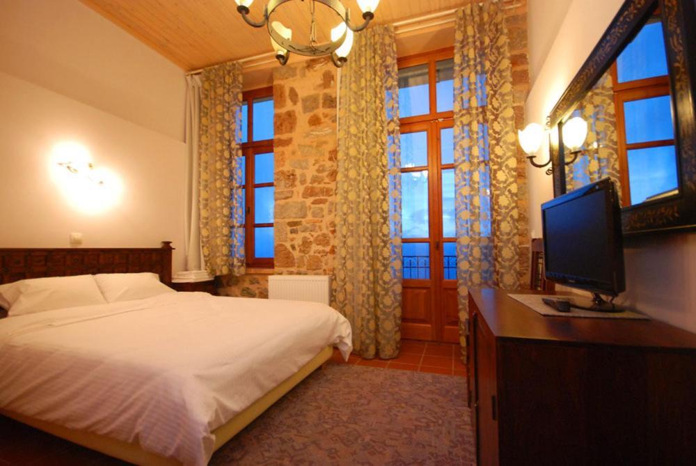 Hotel Parnassos Arachova Esterno foto